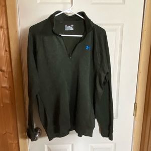Under armor pull over